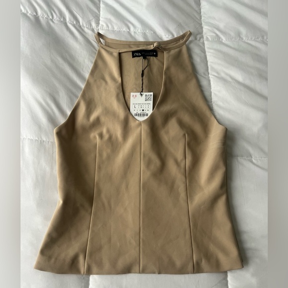 Zara Stretch Halter Top - Picture 3 of 5